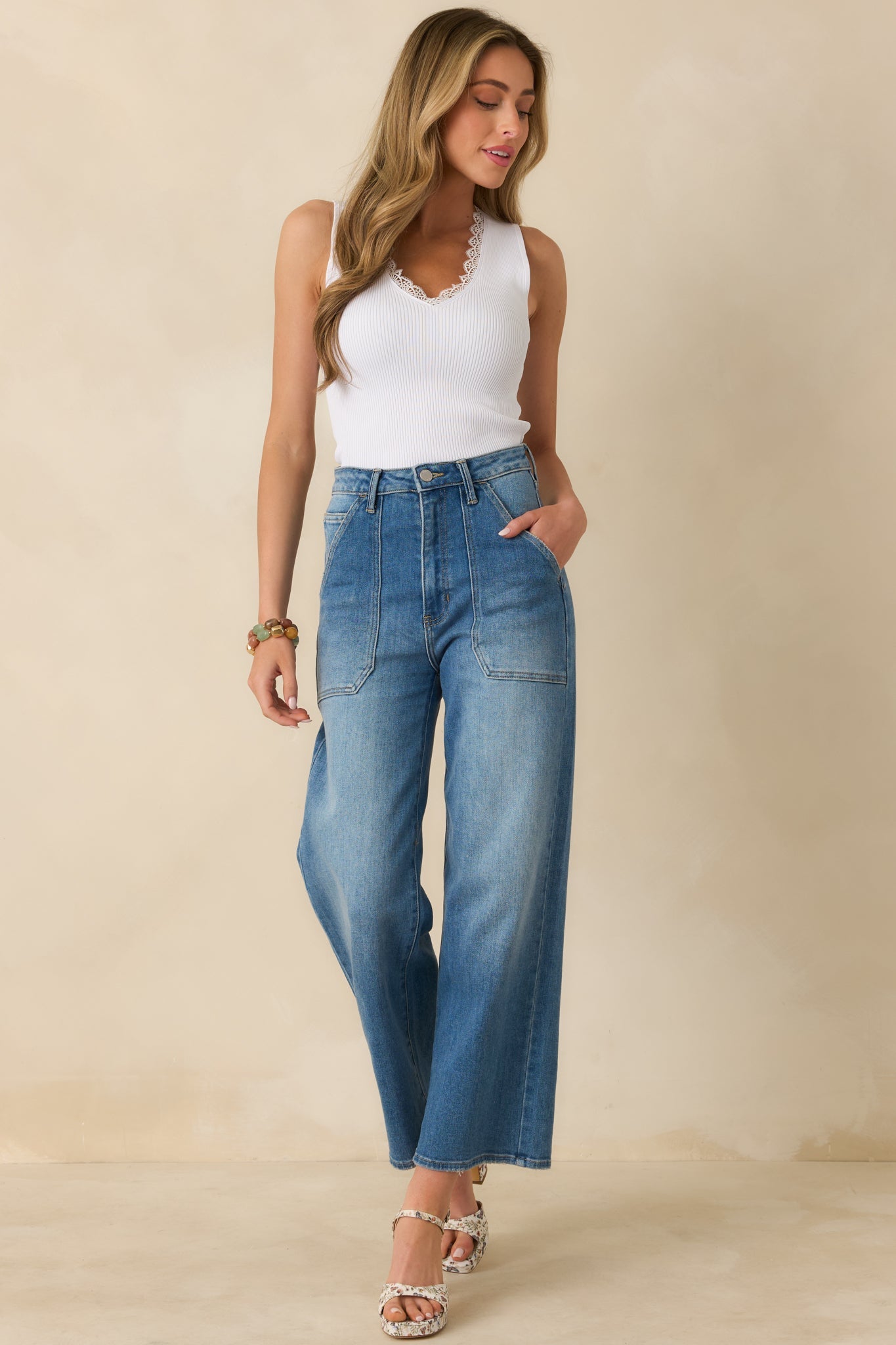 A Refined Touch White Ribbed Lace Detail V-Neck Tank